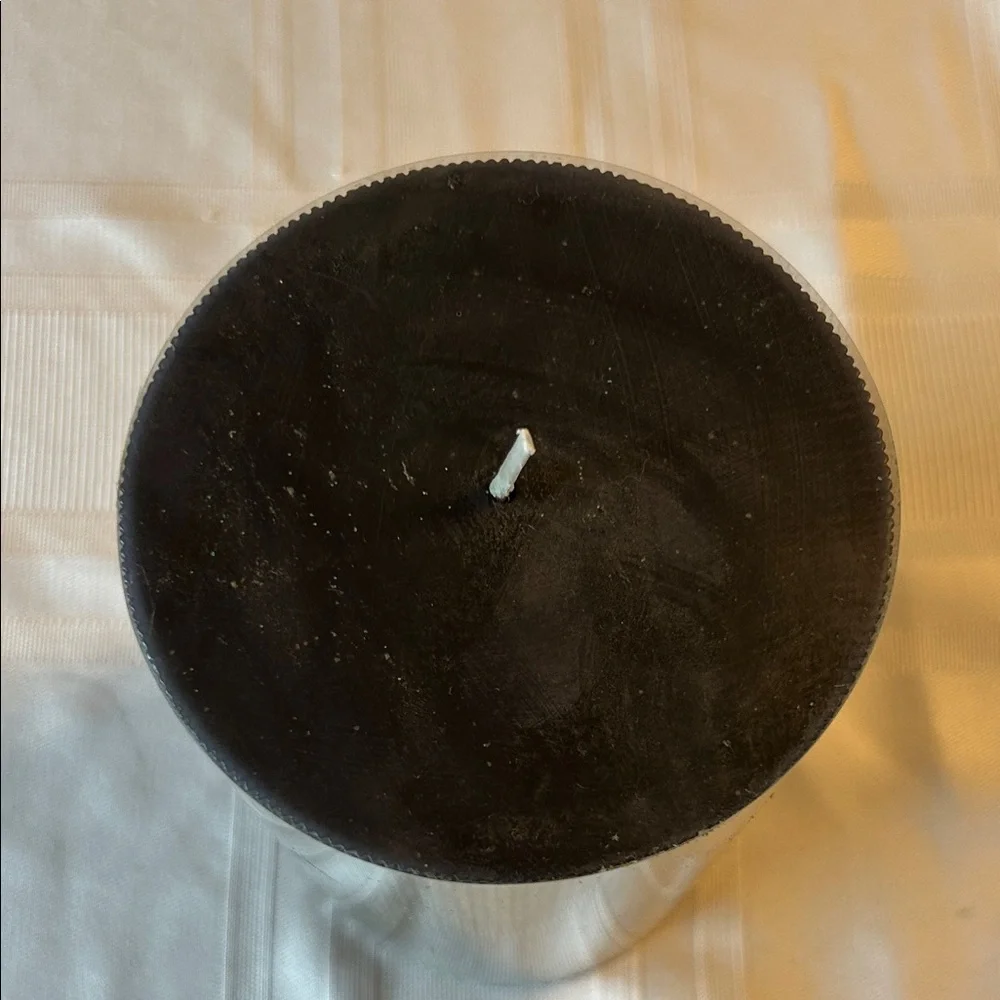 NWT Crate & Barrel Pillar Candle